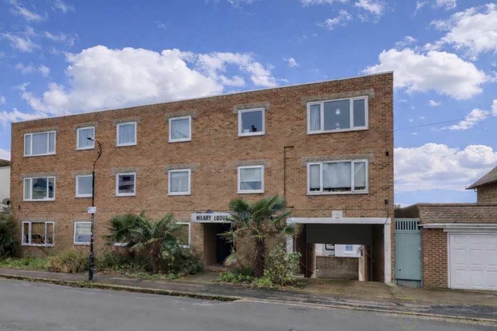 Main image of property: Hilary Lodge, 28 South Avenue