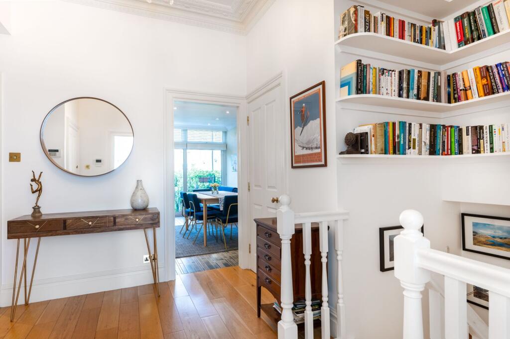 3 bedroom maisonette for rent