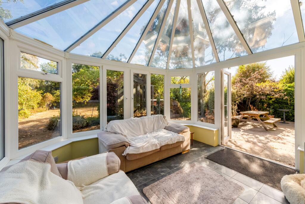 House in Fareham, Hampshire - View 4