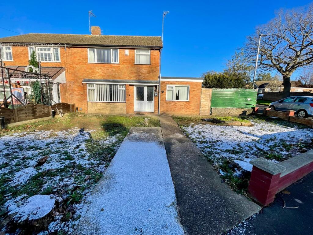 3-bed semi-detached on Homerton Road, Luton, Bedfordshire, LU3 2UL, £360,000
