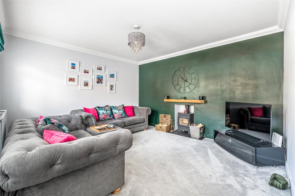 House in Guildford - View 2