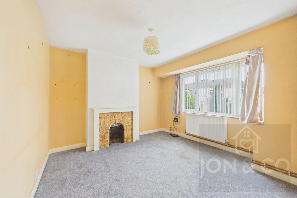 House in Northampton - View 2