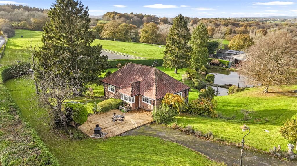 House in Rother, Burwash - View 3