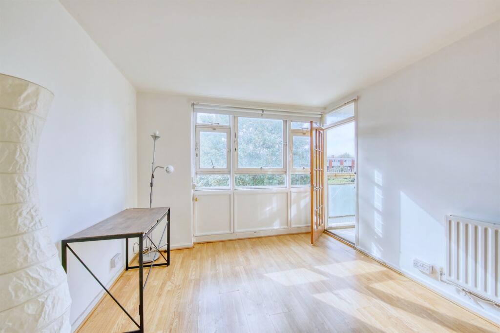 Apartment in London - View 4