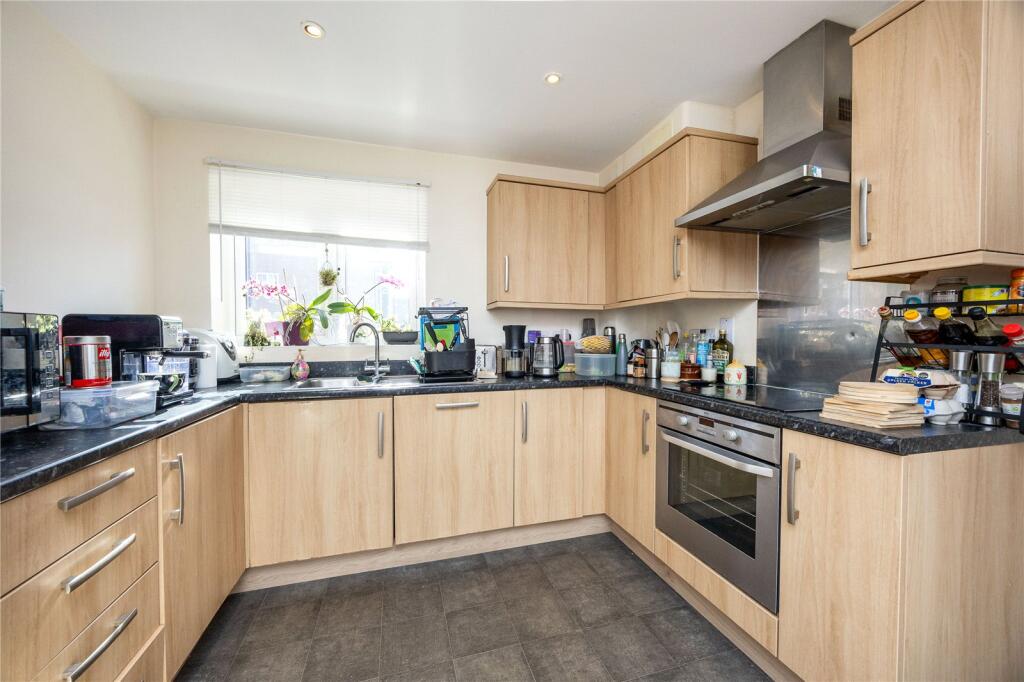 Main image of property: Hengist Way, Wallington, SM6
