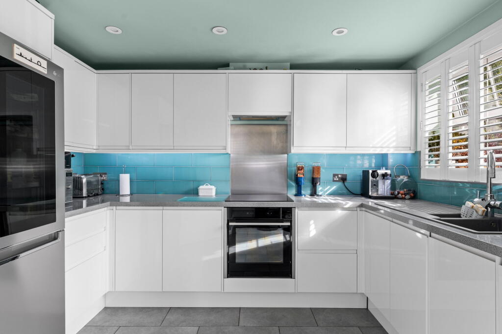 House in Kingston upon Thames - View 4