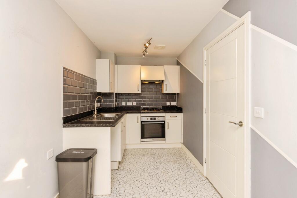 Additional image 12 of Brompton Drive, Bradford, West Yorkshire, BD10