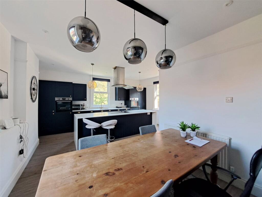 Apartment in Taunton - View 5