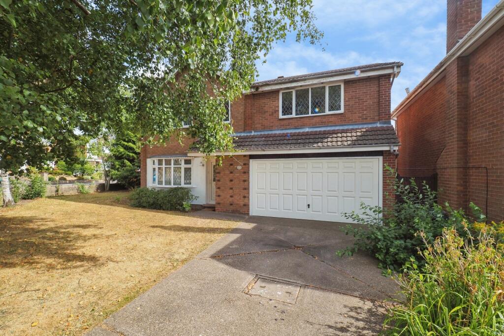 Main image of property: Aylesham Avenue, NOTTINGHAM, Nottinghamshire, NG5
