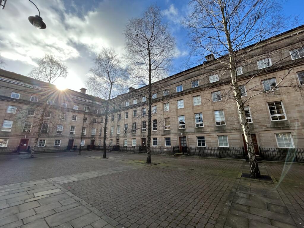 Main image of property: St Andrews Square, Merchant City, Glasgow, G1