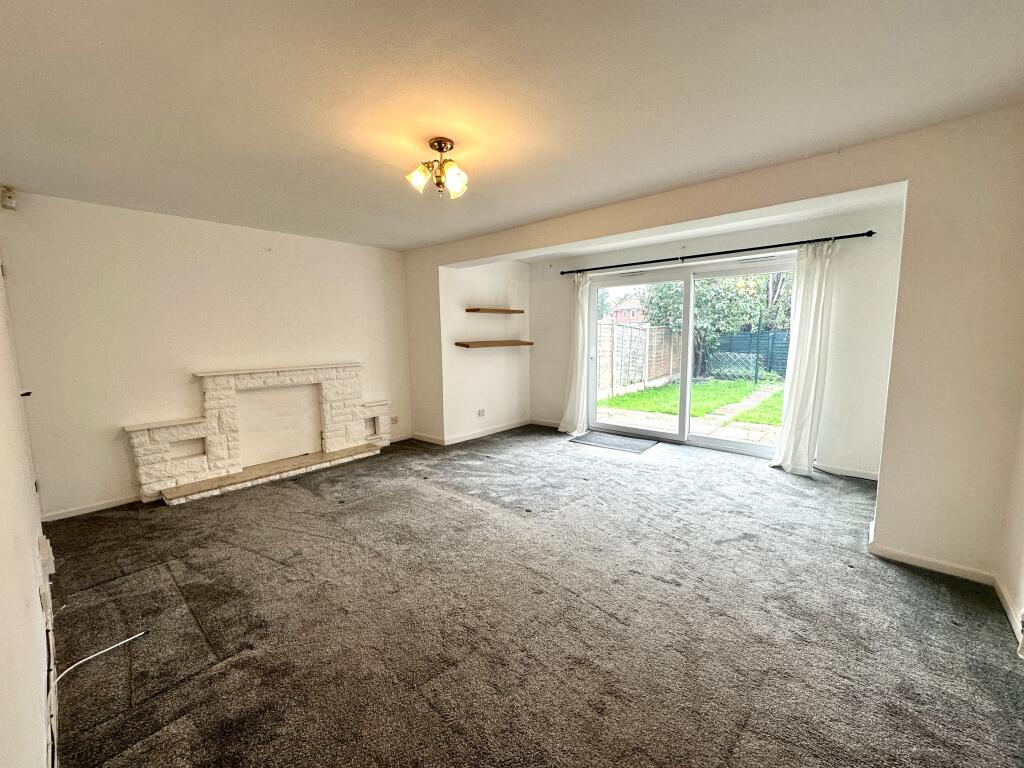 House in Walsall, West Midlands - More