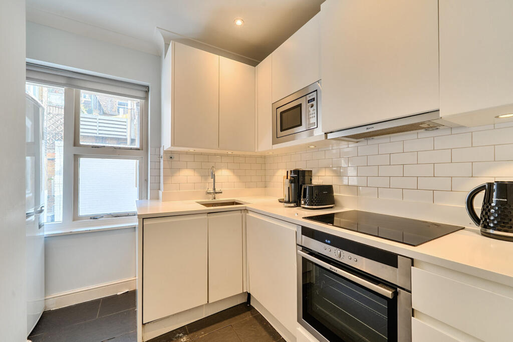 Apartment in London, Royal Borough of Kensington and Chelsea - View 4
