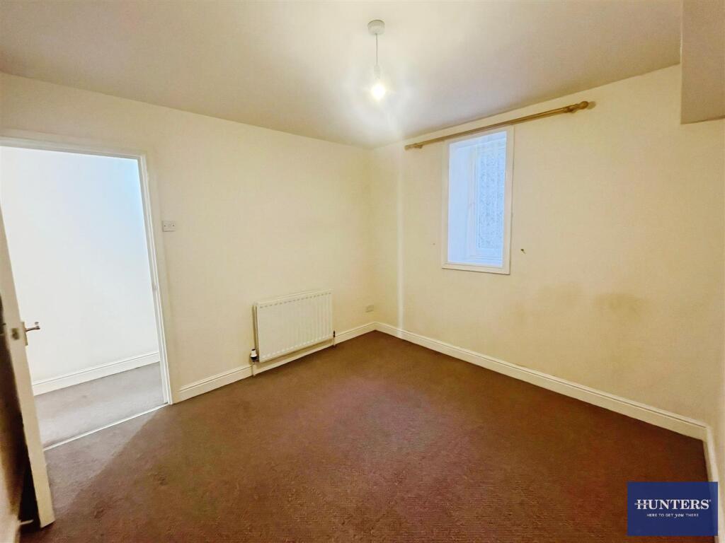 Apartment in Calderdale, West Yorkshire - More