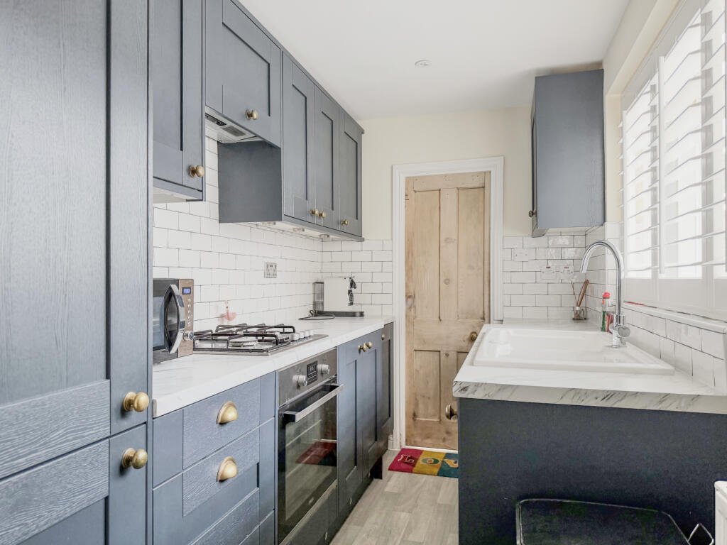 House in Dacorum, Ashlyns Estate, Berkhamsted - View 5