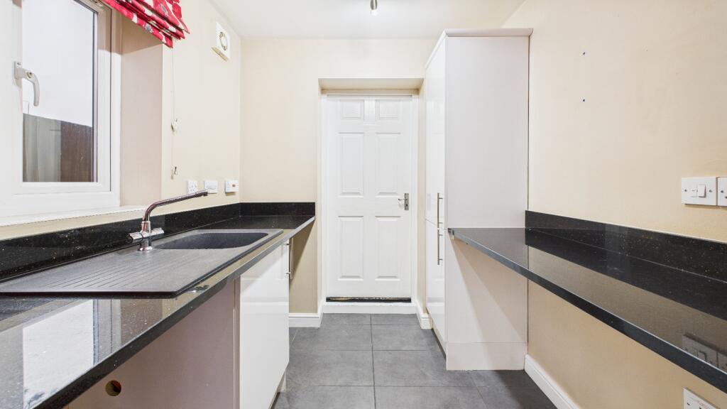 House in Derby - View 5