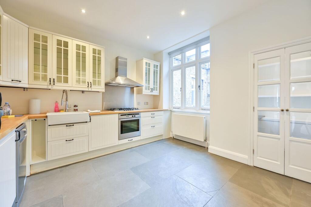 4 bedroom flat for rent