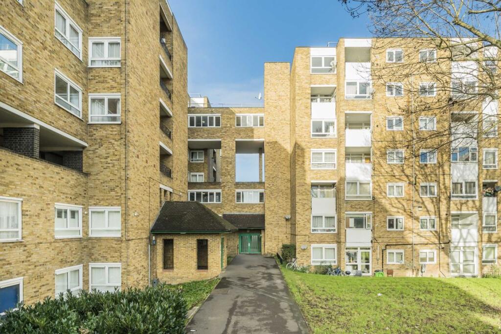 Main image of property: Brondesbury Road, Queen's Park