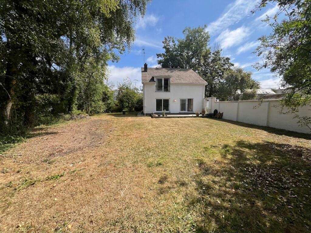 Ger Y Nant, Piccadilly, Llanblethian, Cowbridge, CF71 7JL photo 4