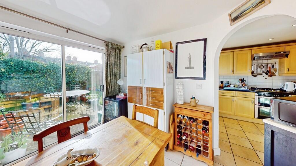 Alstone Mews, Cheltenham photo 4