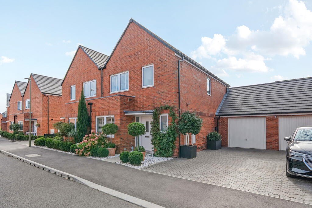Main image of property: Exbury Crescent, Cranleigh, GU6