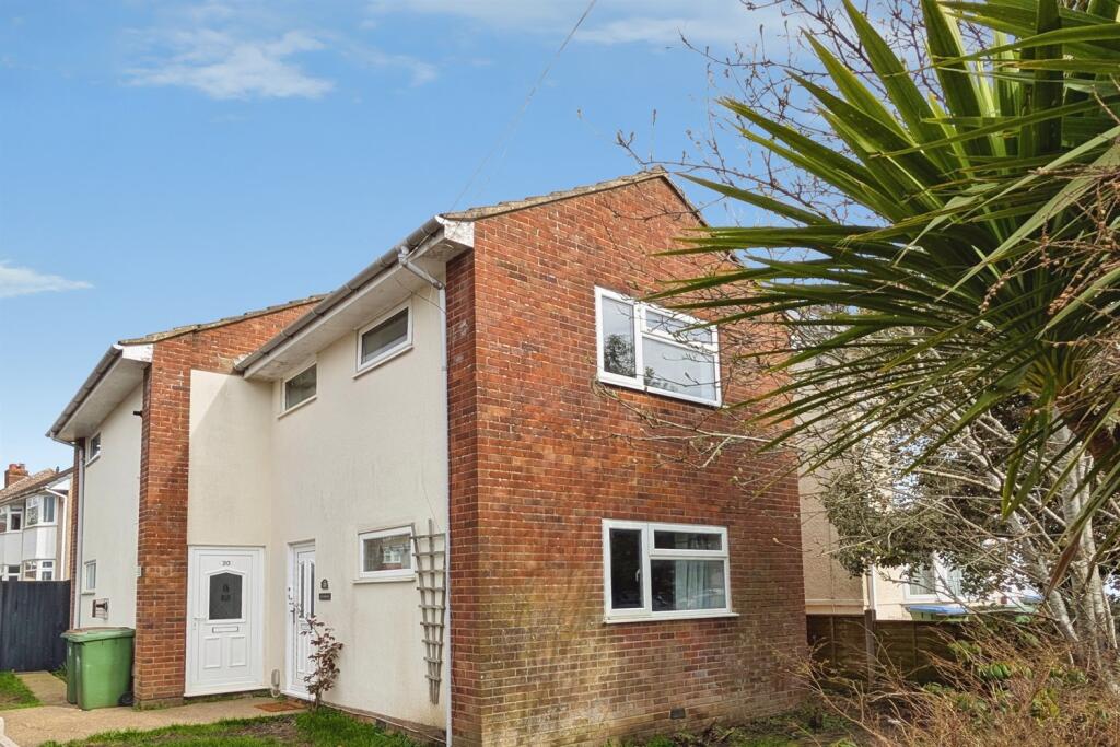 Main image of property: Crosswell Close, SO19
