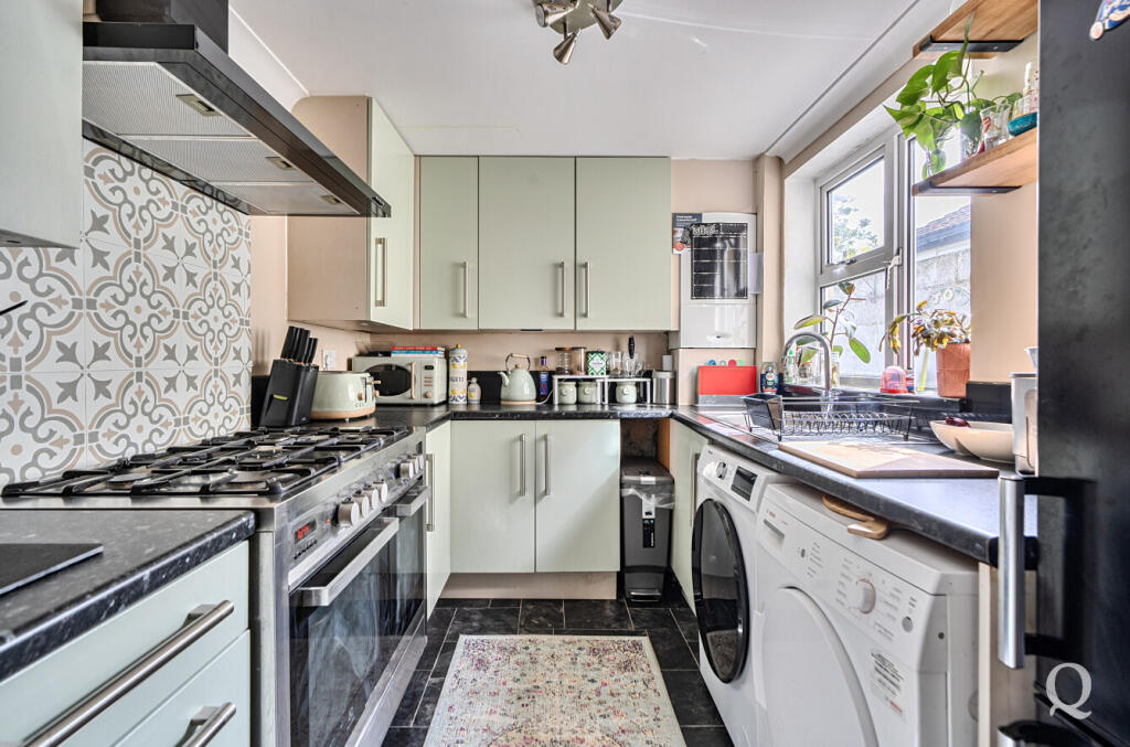 House in Swale, Grove Park, Chalkwell - View 5