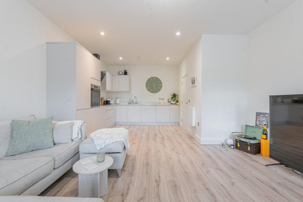 Apartment in Birmingham - View 3