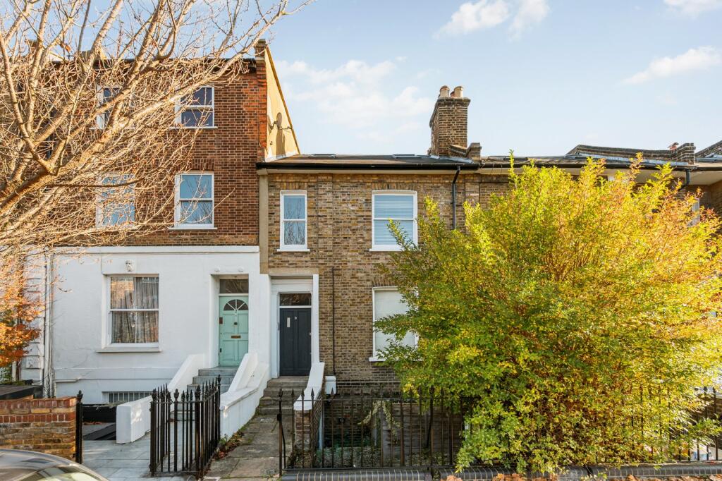 Apartment in London, Shepherd's Bush - View 3