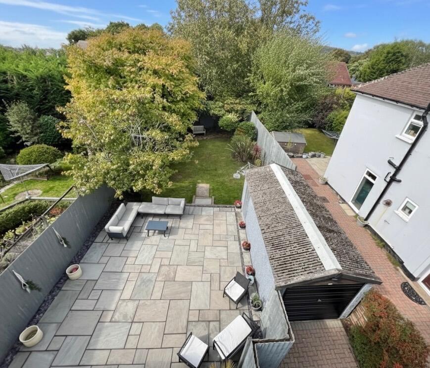 OUTSTANDING Family Home in a Prime Location 47 Heol Hir, Llanishen, Cardiff, CF14 5AA - View 3