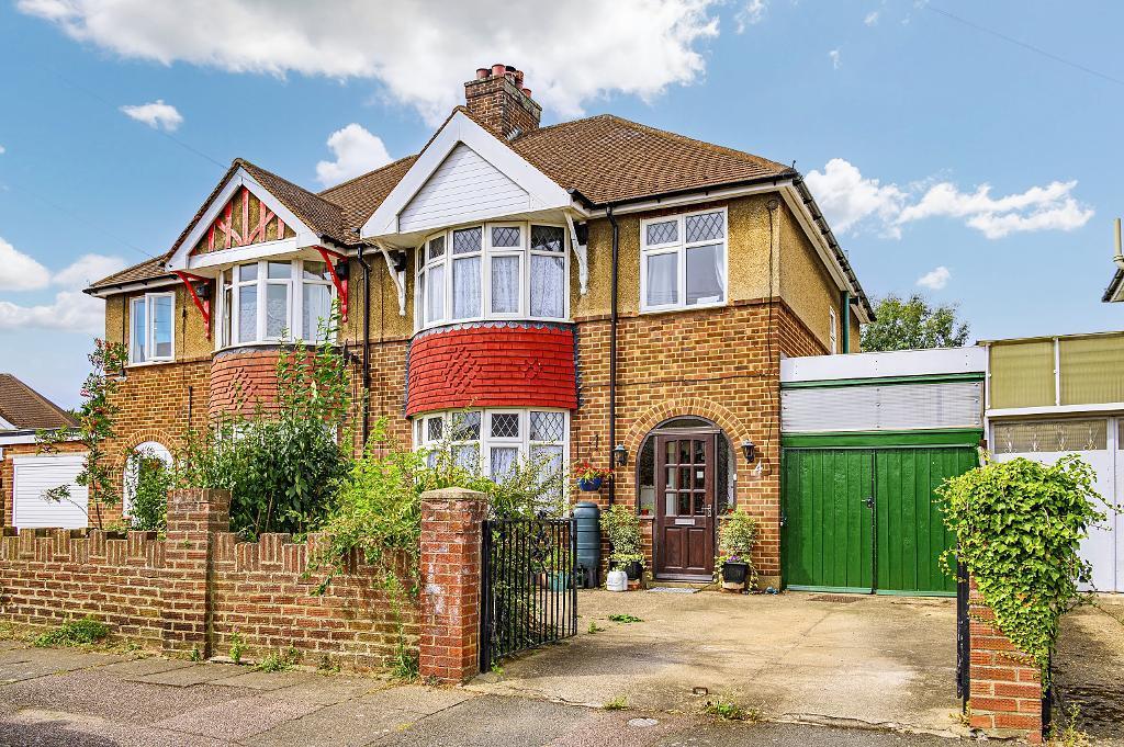 Main image of property: Gloucester Road, Bedford, MK42 9TJ