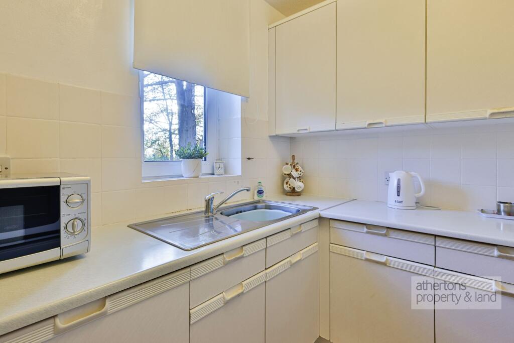 Apartment in Blackburn - View 4