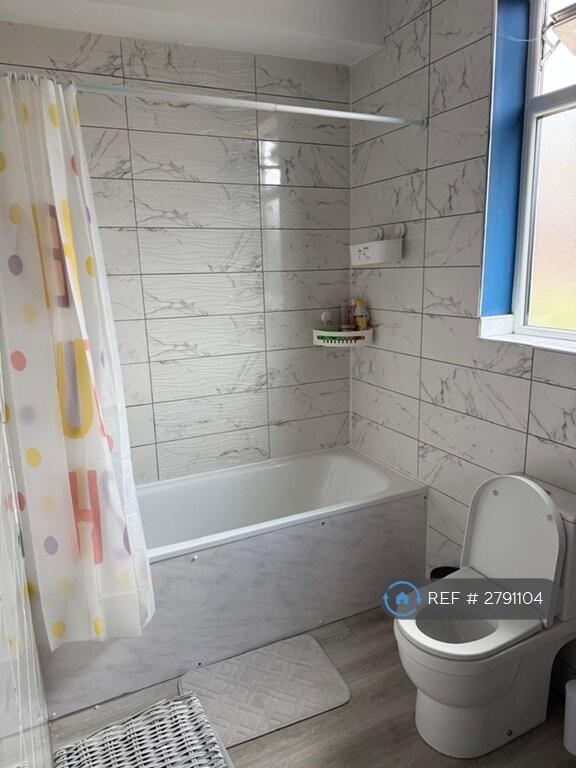 1 bedroom house share for rent