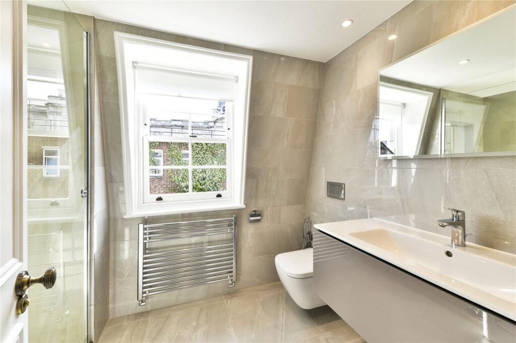 4 bedroom terraced house for rent