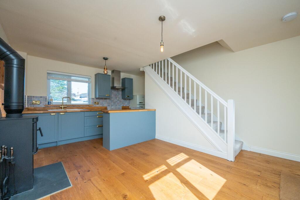 Additional image 4 of Willow Close, Alcester, B49