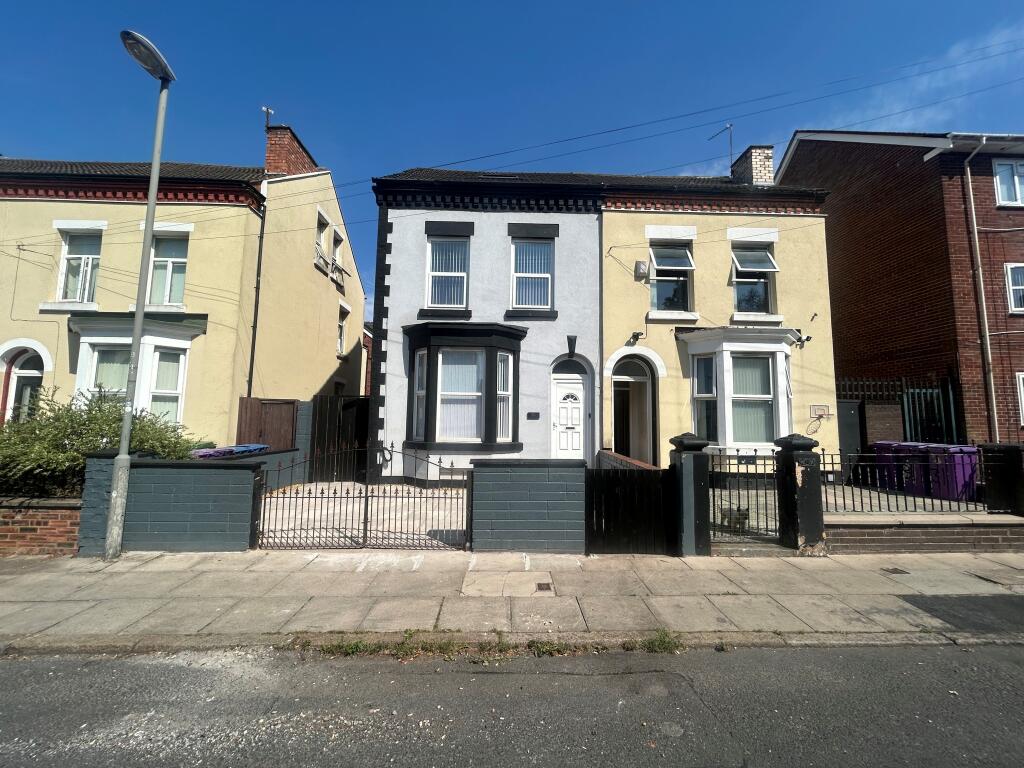 Main image of property: Holland Street, L7