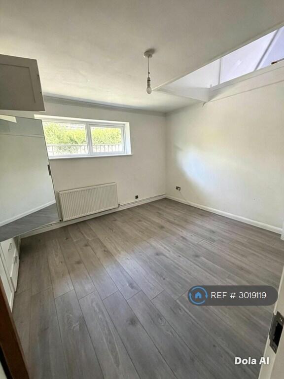 House in Hemel Hempstead, Chesham - View 4