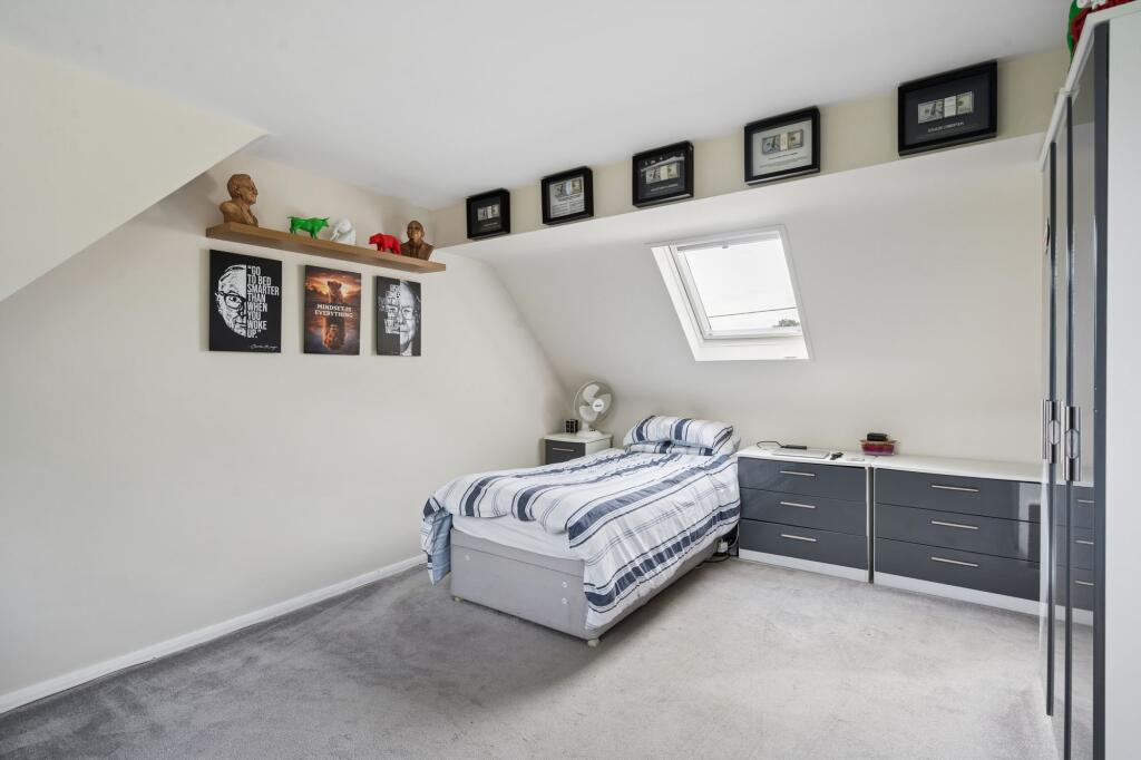 House in Hemel Hempstead - View 3