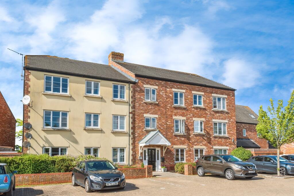 Main image of property: Poseidon Close, Swindon