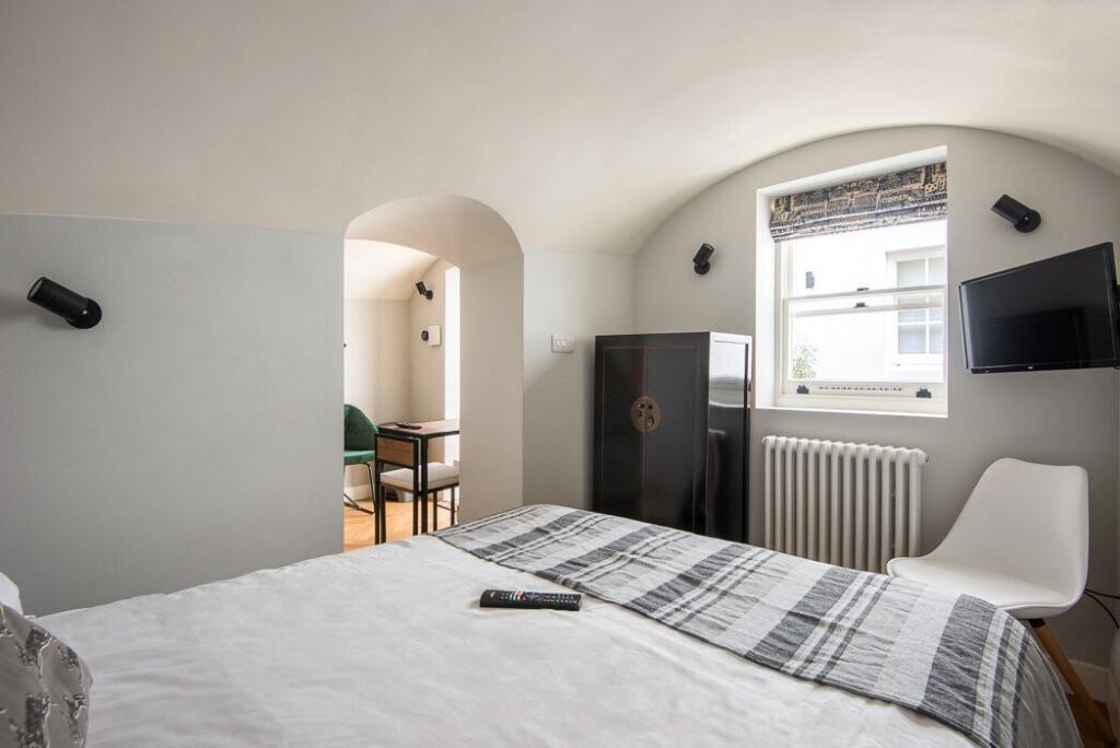 4 bedroom flat for rent