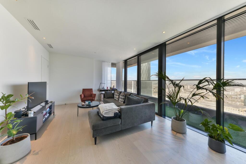 2-bed flat on Wardian, Bagshaw Building, London, E14, £1,100,000
