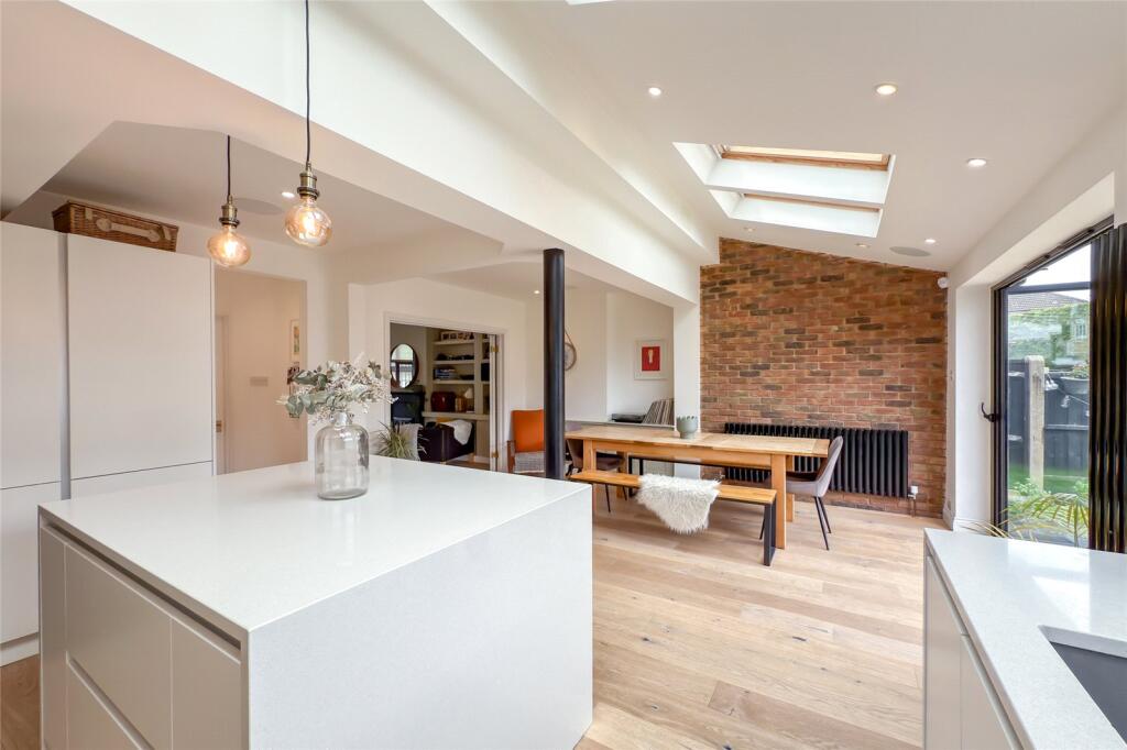 House in St Albans, The Camp - View 3