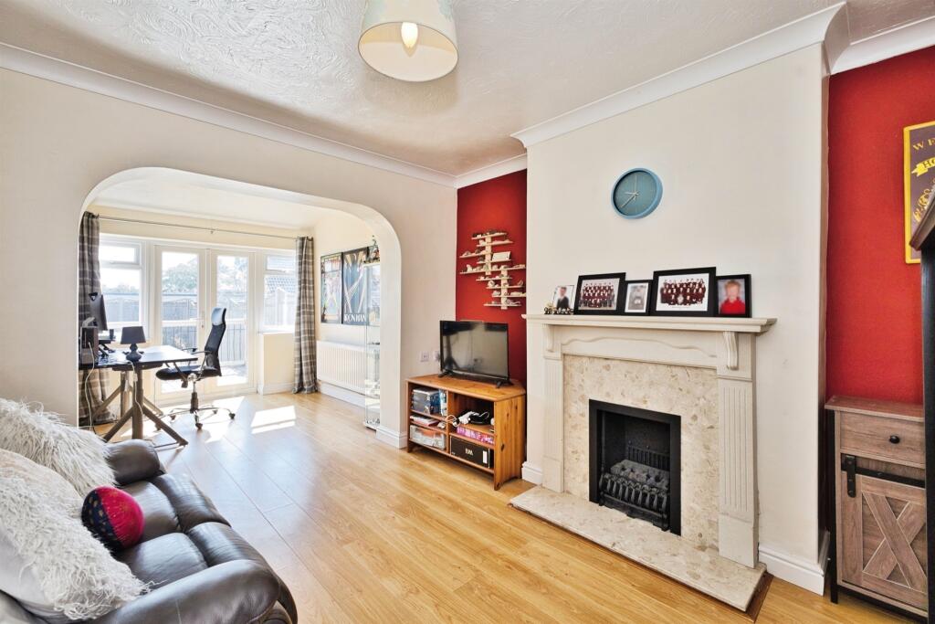 Tower Road, Yeovil photo 5