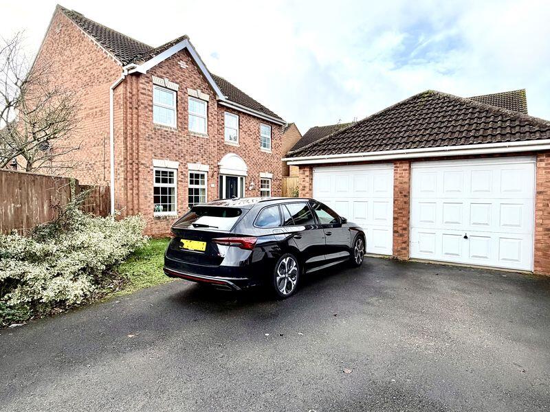 Main image of property: Fynamore Gardens, Calne