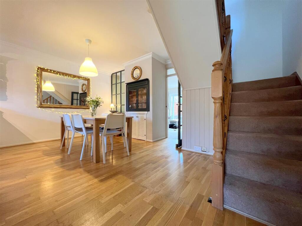 Shirley Grove, Tunbridge Wells photo 3
