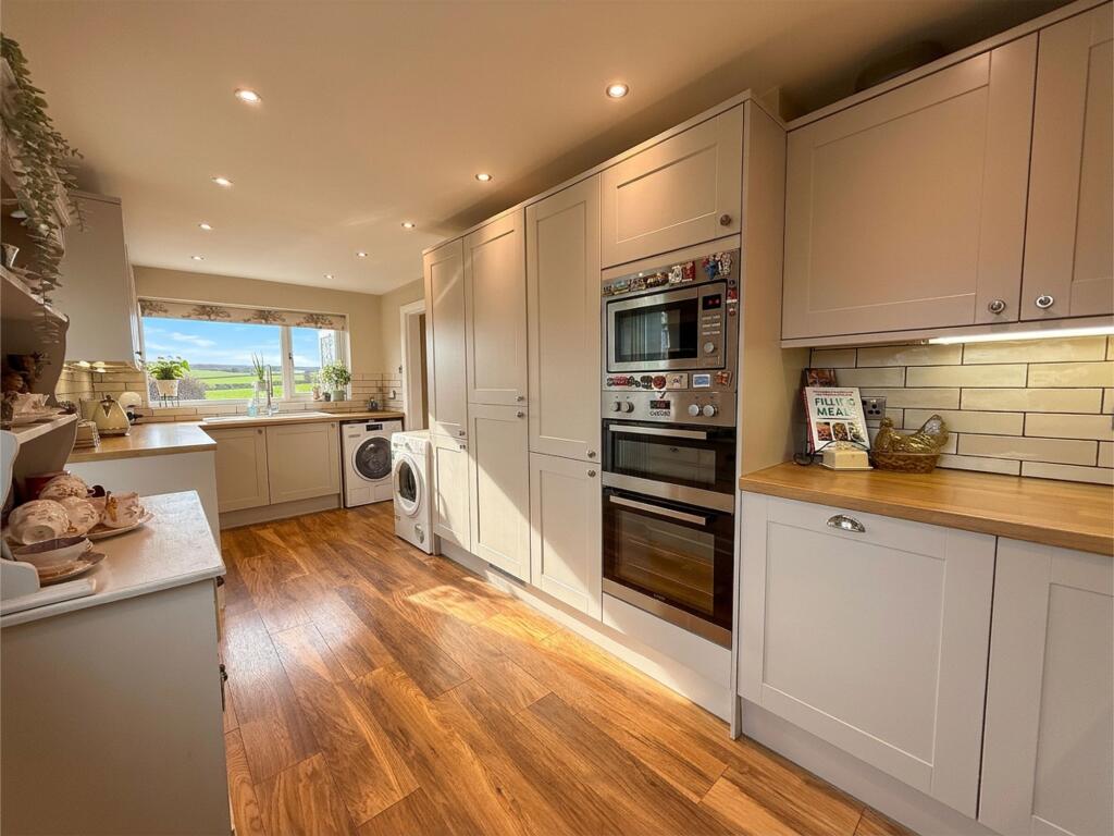 House in Kirklees, West Yorkshire - View 4