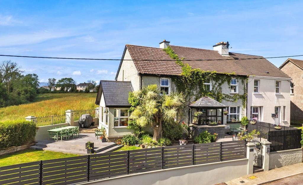 Main image of property: 1 Saint Cainirs Place, Bantry, Co. Cork, P75 EF67
