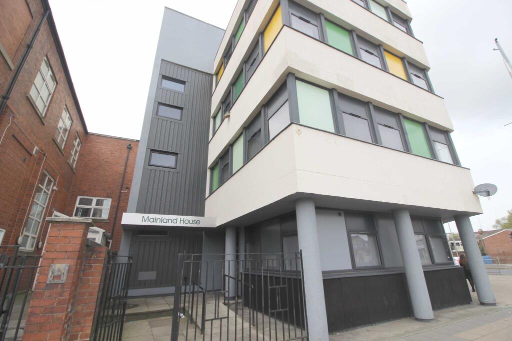 Main image of property: Flat 10 Mainland House, 395 Stanley Road, Bootle, Liverpool, L20