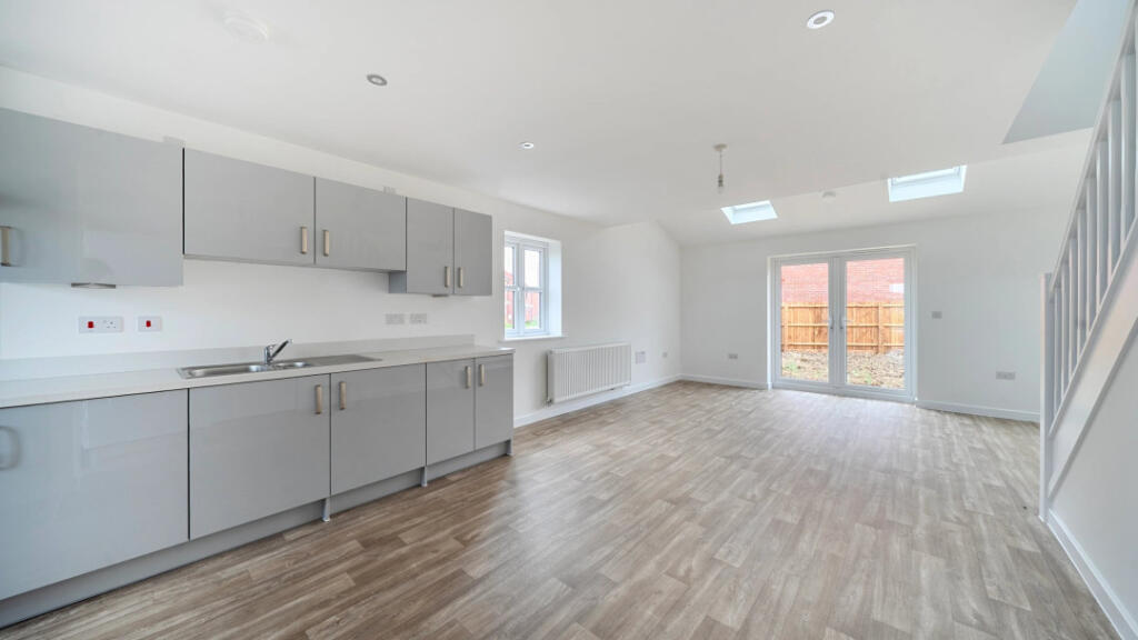House in Fenland, March - View 3
