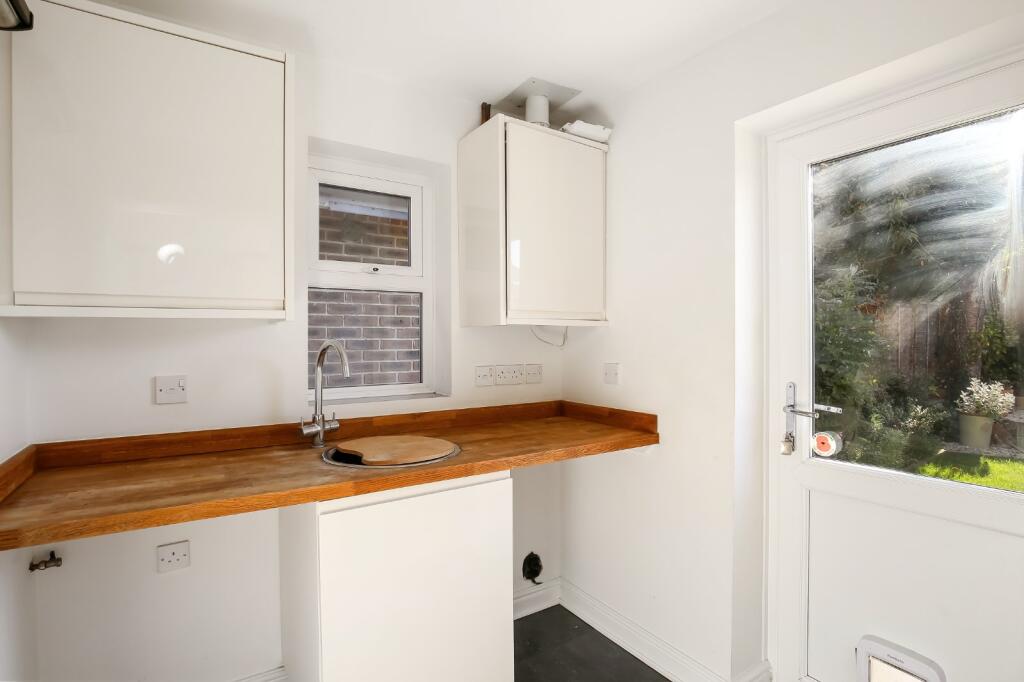 House in Salisbury, Alderbury - View 5