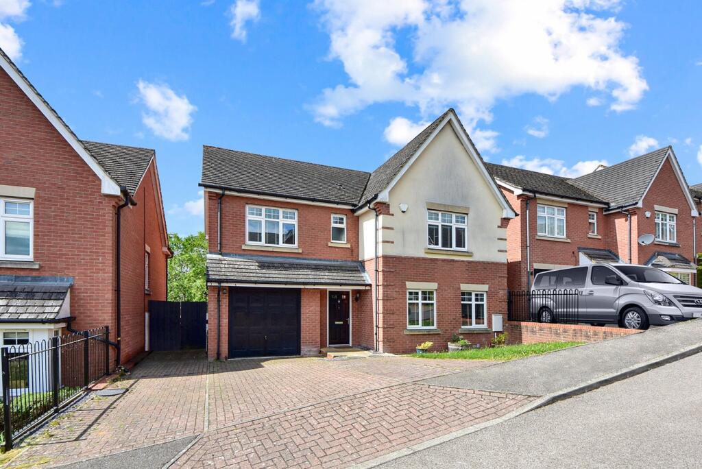 Main image of property: Claypits Close, Banbury, OX16